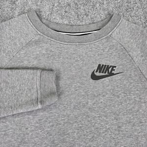 Nike Sweatshirt Mens Small Gray Fleece Crewneck Pullover Swoosh Logo Casual